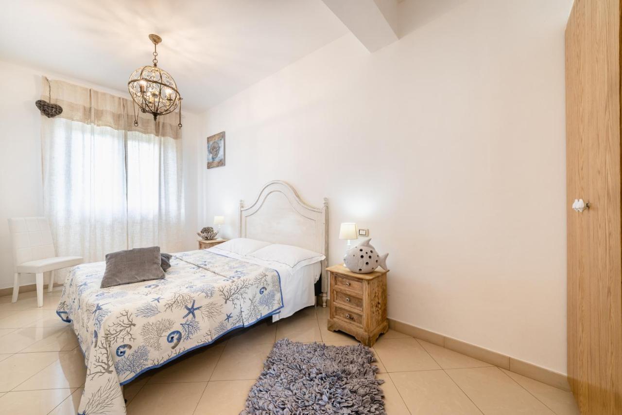 Love & Fama Hotel Sabaudia Extérieur photo