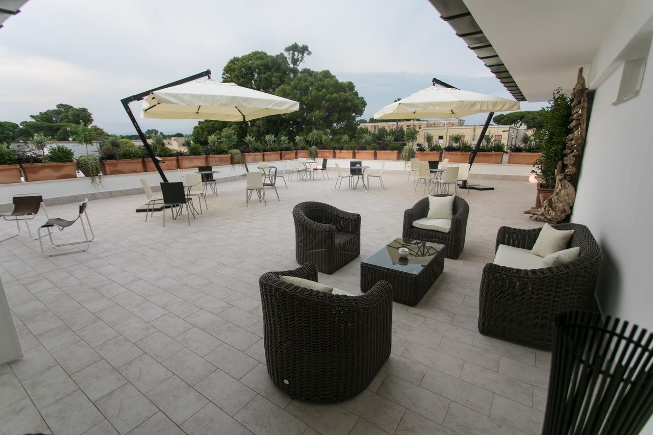 Love & Fama Hotel Sabaudia Extérieur photo