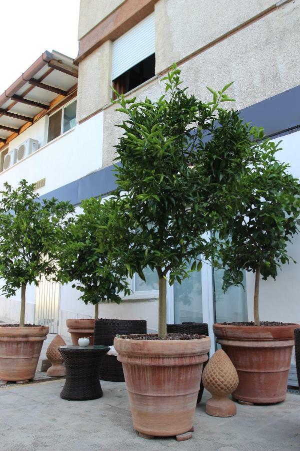 Love & Fama Hotel Sabaudia Extérieur photo