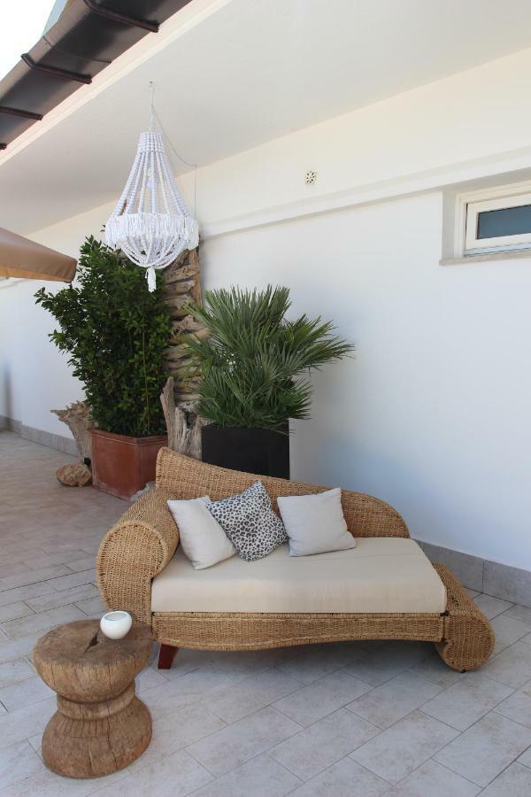 Love & Fama Hotel Sabaudia Extérieur photo
